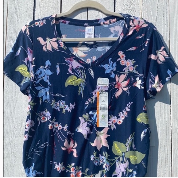 Maternity Basic Short Sleeve Floral T-Shirt - Picture 3 of 9